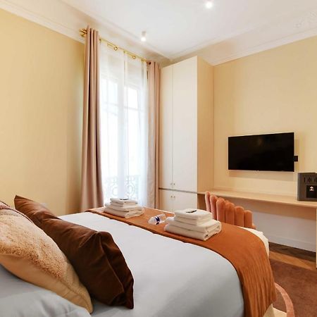 Chic Apartment - 1Br-4P - Facing The Louvre Париж Екстериор снимка