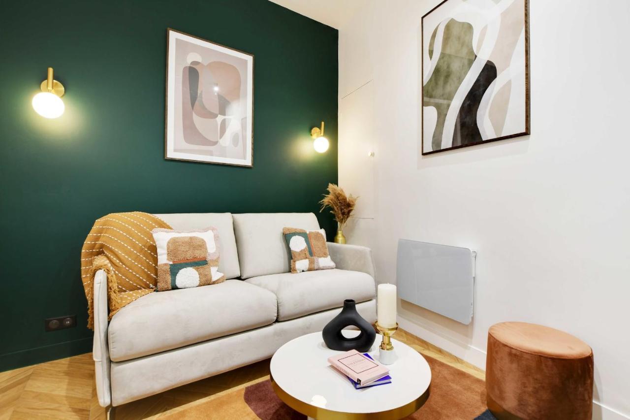 Chic Apartment - 1Br-4P - Facing The Louvre Париж Екстериор снимка