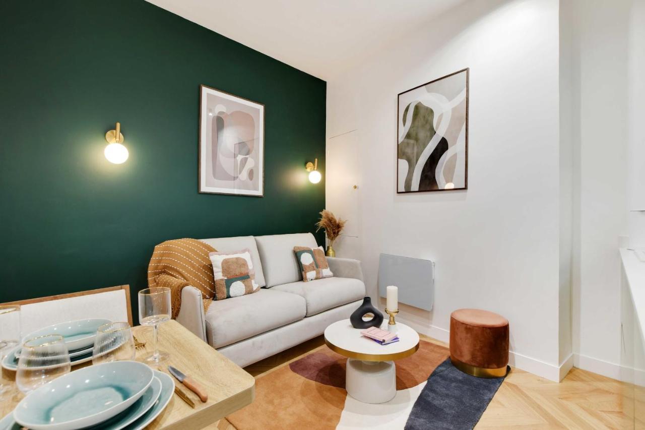 Chic Apartment - 1Br-4P - Facing The Louvre Париж Екстериор снимка